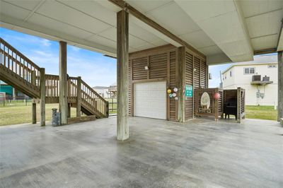 962 Driftwood Drive, House other with 2 bedrooms, 2 bathrooms and null parking in Crystal Beach TX | Image 3