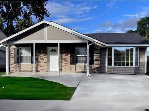 164 Maderia Dr, Avondale, LA, 70094-2918 | Card Image