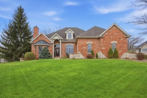1501 Ridgefield Dr, Mahomet, IL, 61853-7624 | Card Image