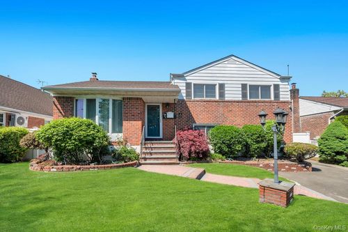 2182 Baylis Ave, Elmont, NY, 11003-2939 | Card Image