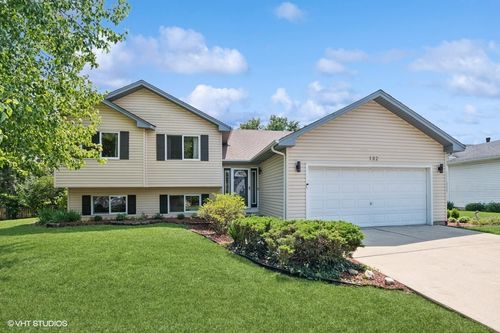 132 S Vincent Dr, Bolingbrook, IL, 60490-5585 | Card Image