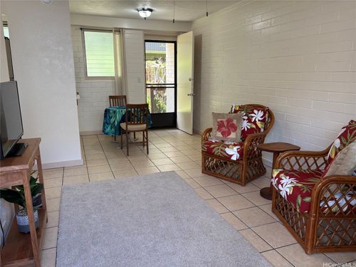 5-75 Kihapai St, Kailua, HI, 96734-2615 | Card Image