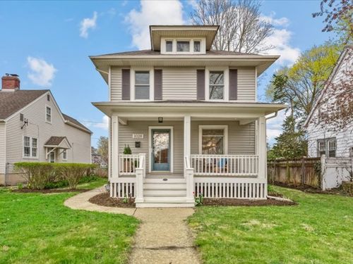 1028 S 4th St, St. Charles, IL, 60174-3922 | Card Image