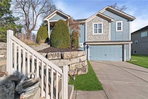 5425 N 102nd St, Kansas City, KS, 66109-8610 | Card Image