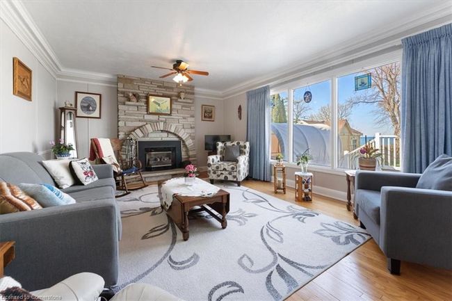 20 Lakeside Dr, House other with 5 bedrooms, 3 bathrooms and 6 parking in Grimsby ON | Image 9