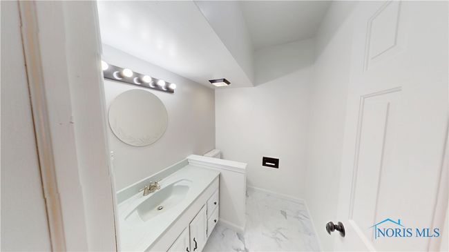 628 Maple St, House other with 3 bedrooms, 3 bathrooms and 3 parking in Clyde OH | Image 11