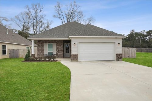 4064 Monarch Ln, Covington, LA, 70433-5987 | Card Image