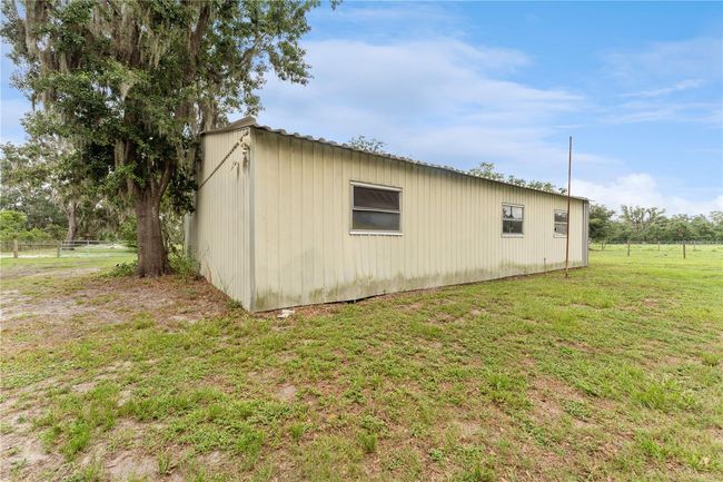 9819 Allen Rd, House other with 3 bedrooms, 2 bathrooms and null parking in Lithia FL | Image 33