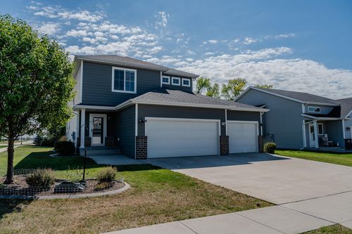 6204 63rd Ave S, Fargo, ND, 58104-5754 | Card Image