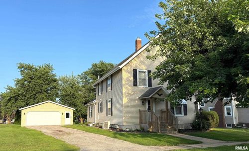 124 S Joy St, Oneida, IL, 61467-5071 | Card Image