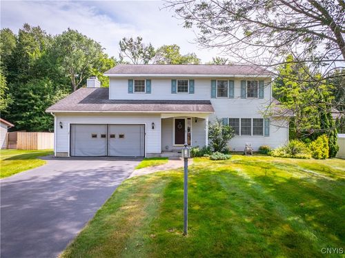 27 Family Cir, Lee Center, NY, 13363-9729 | Card Image
