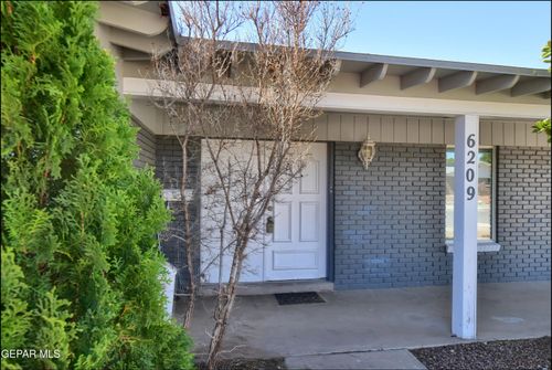 6209 Heath Way, El Paso, TX, 79912-4907 | Card Image