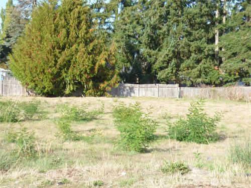 239 170th St E, Spanaway, WA, 98387-7864 | Card Image