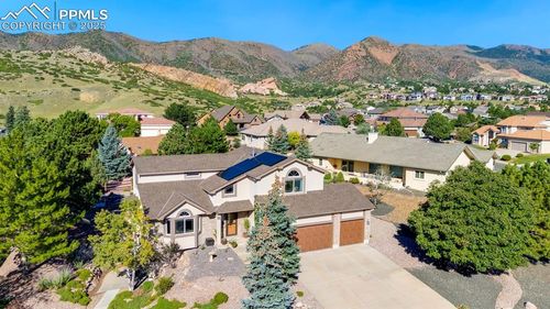 5560 Darien Way, Colorado Springs, CO, 80919-3577 | Card Image
