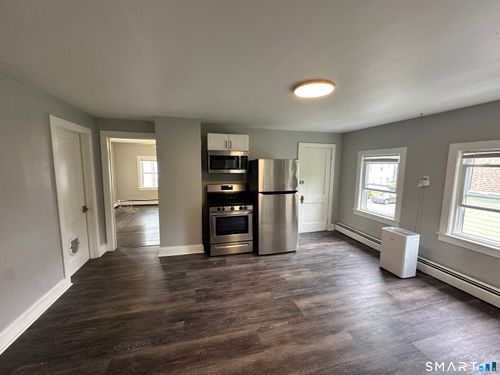 2-18 Noyes Ave Avenue, Stonington, CT, 06378 | Card Image