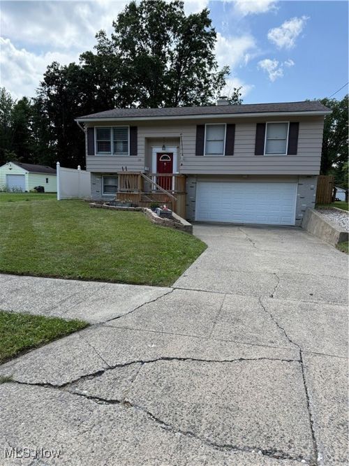 130 Kleber Ave, Austintown, OH, 44515-1735 | Card Image