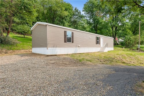 213 Main Hill Rd, Karns City, PA, 16041-2001 | Card Image