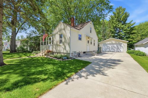 473 Walker Avenue, Green Lake, WI, 54941 | Card Image