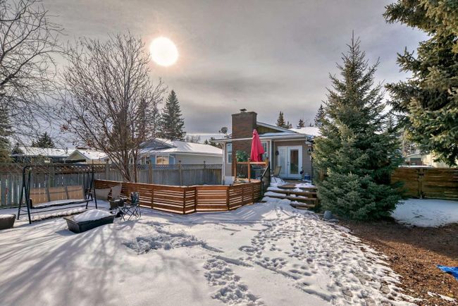 440 Cantrell Drive Sw, Home with 3 bedrooms, 1 bathrooms and 4 parking in Calgary AB | Image 26