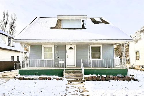 712 Michigan St, Storm Lake, IA, 50588-1838 | Card Image
