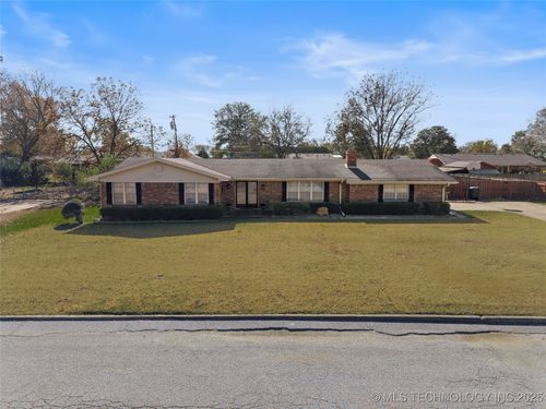 1206 N Meadow Drive, Ardmore, OK, 73401 | Card Image