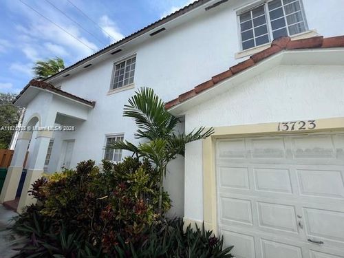 13723 Sw 160th Ter, Miami, FL, 33177-1957 | Card Image