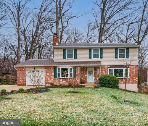 105 Chapel Hill Dr, NEWARK, DE, 19711-3841 | Card Image