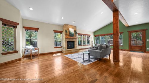 225 Juniper Ct, Basalt, CO, 81621-8502 | Card Image