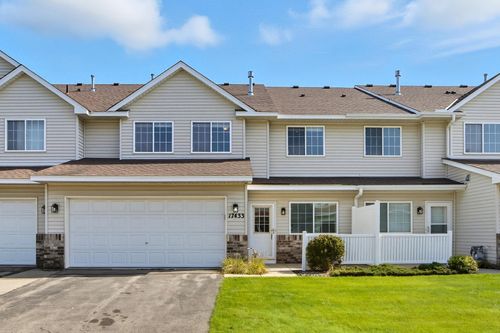 19-17433 Glacier Way, Lakeville, MN, 55044-6432 | Card Image