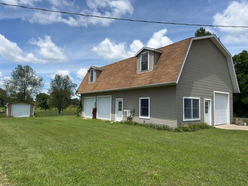 000 Fair Lake Drive, Delton, MI, 49046 | Card Image