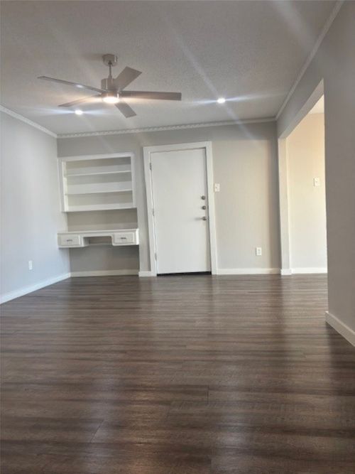 apt-h-4518 Amesbury Dr, Dallas, TX, 75206-4872 | Card Image