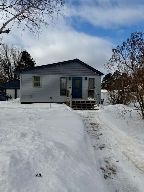 5483 Carnation Ave, Virginia, MN, 55792-4017 | Card Image