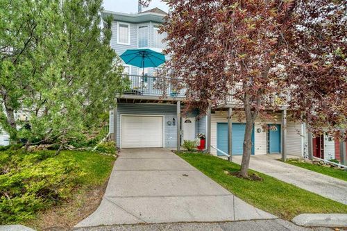 68 Patina Pt Sw, Calgary, AB, T3H3J7 | Card Image