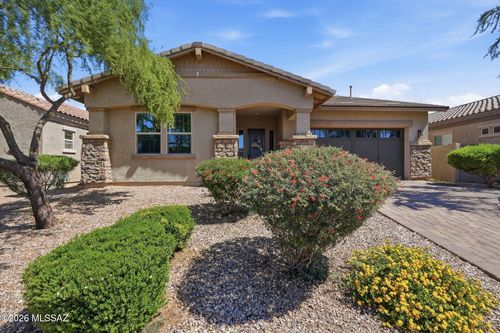 1076 W Desert Firetail Lane, Oro Valley, AZ, 85755 | Card Image