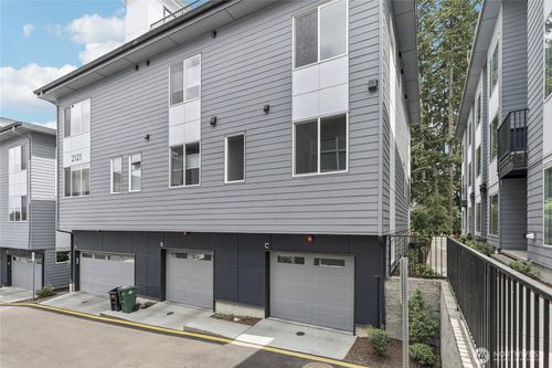 unit-c-2121 N 148th St, Shoreline, WA, 98133-6768 | Card Image