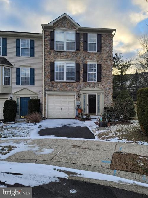 200 Anthony Ct, NORTH WALES, PA, 19454-1485 | Card Image