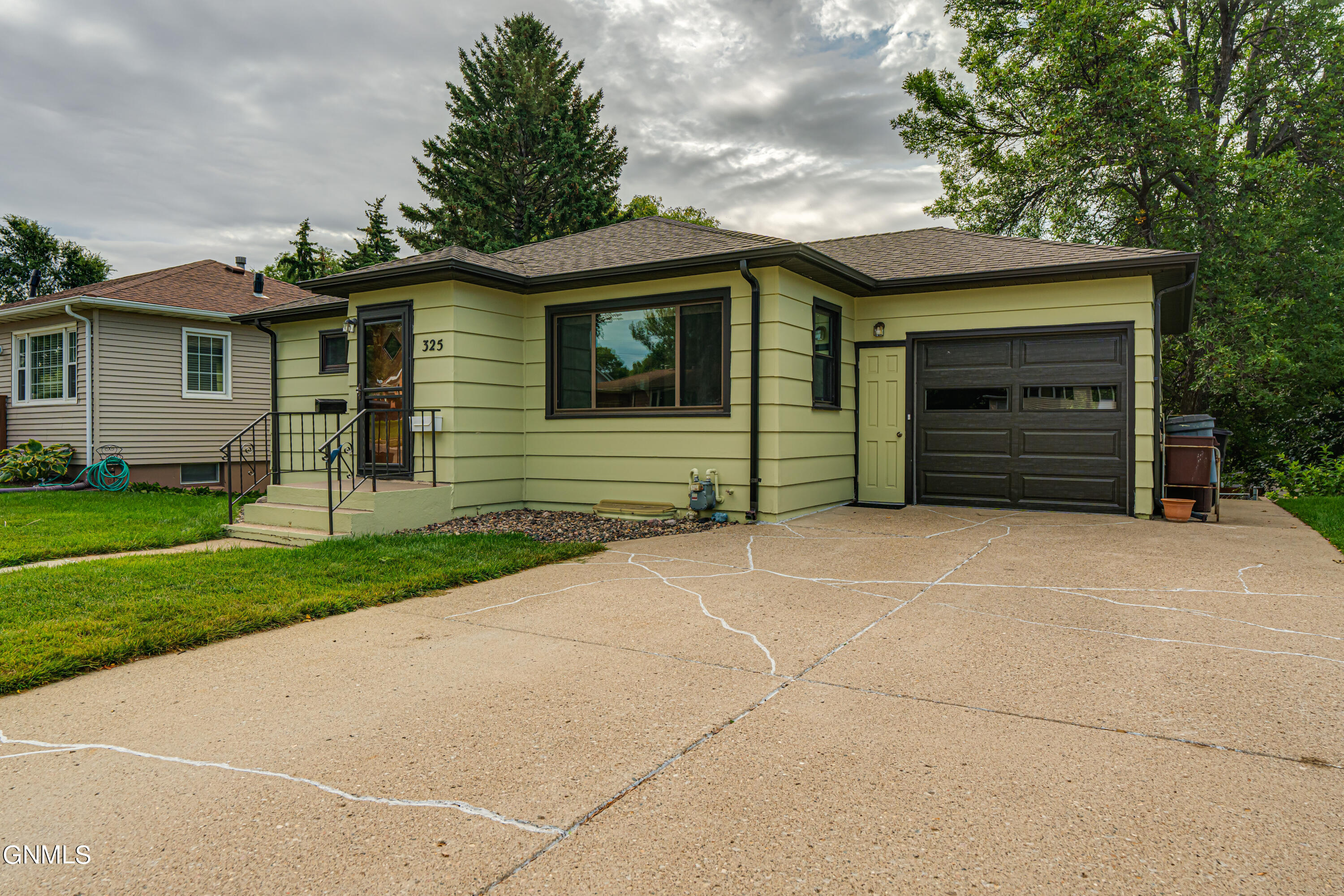 Boulevard Ave, Bismarck, ND 58501