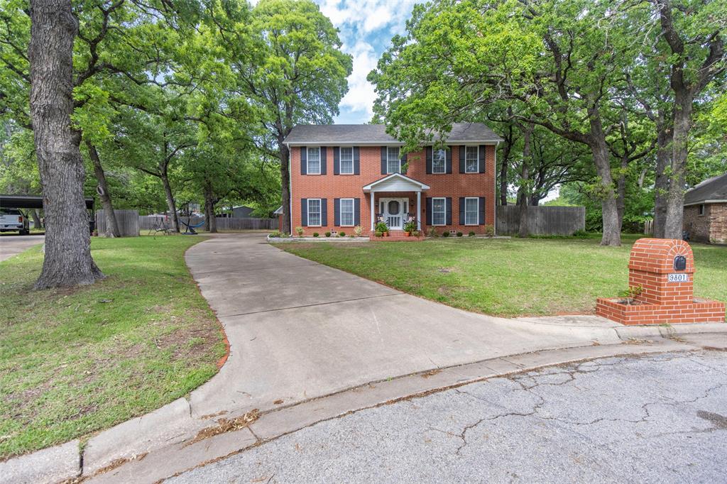 Hunters Run St, Greenville, TX 75402