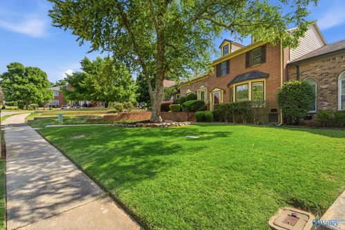 239 W Lake Cir, Madison, AL, 35758-7930 | Card Image