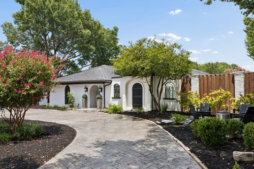 16814 Deer Park Drive, Dallas, TX, 75248 | Card Image