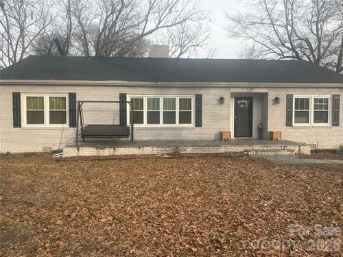 310 N Highland St, Gastonia, NC, 28052-2108 | Card Image