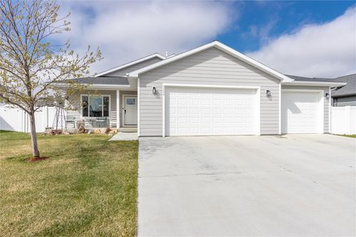 2224 Entrada Road, Billings, MT, 59105 | Card Image