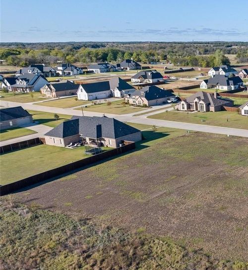 121 Shawnee Trl, Pottsboro, TX, 75076-3168 | Card Image