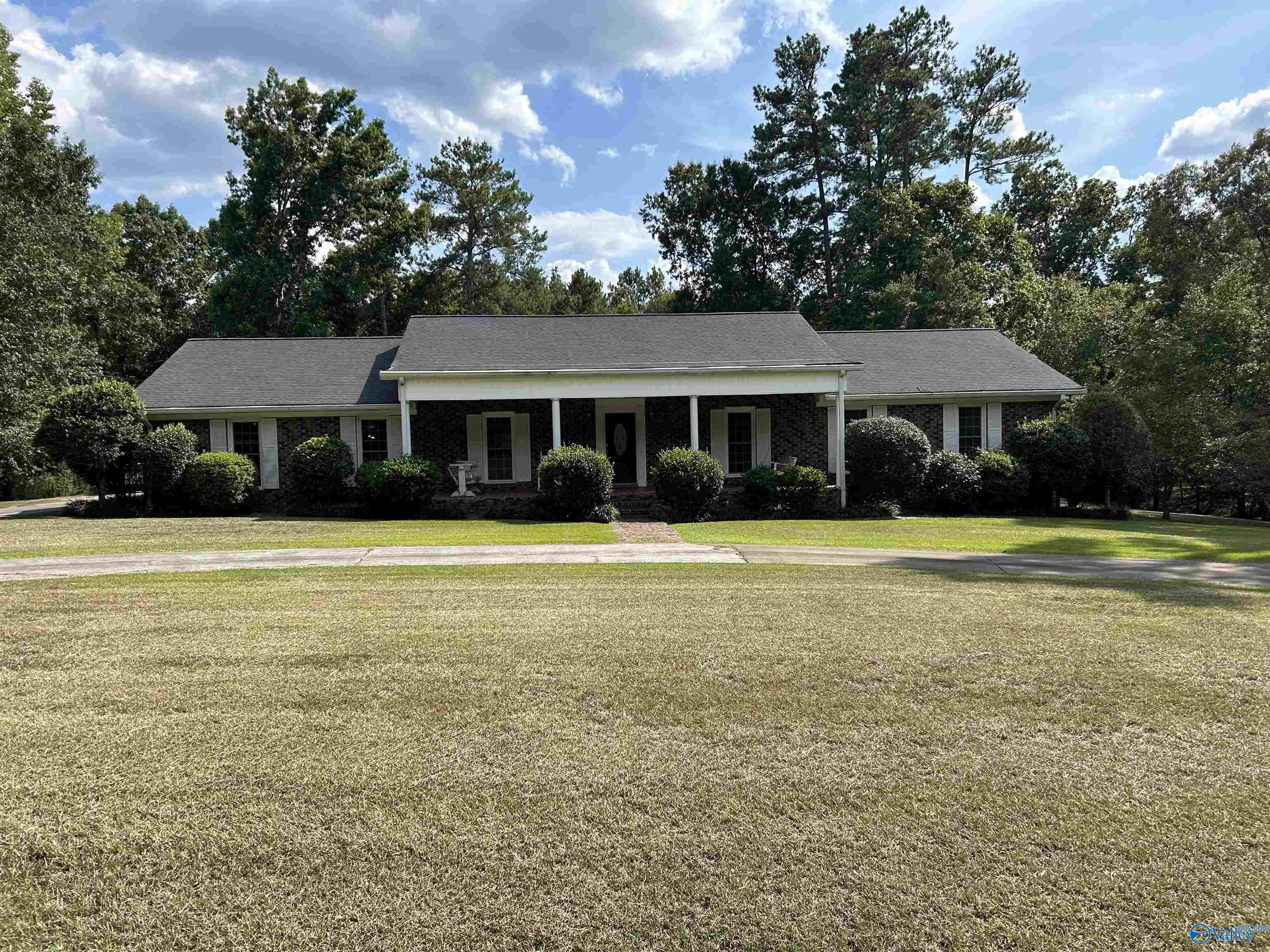 Garrett Dr, Centre, AL 35960 #1