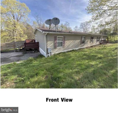 9 Coyle Curtain Rd, Charleroi, PA, 15022-3334 | Card Image