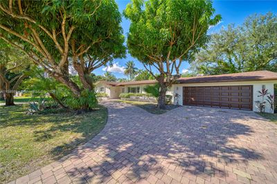 8325 Sw 150th Dr, House other with 4 bedrooms, 3 bathrooms and null parking in Palmetto Bay FL | Image 2