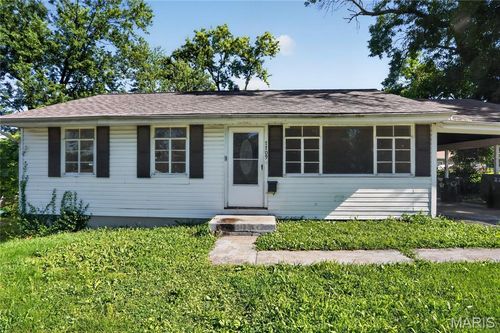 7709 Paddington Dr, Saint Louis, MO, 63121-1333 | Card Image