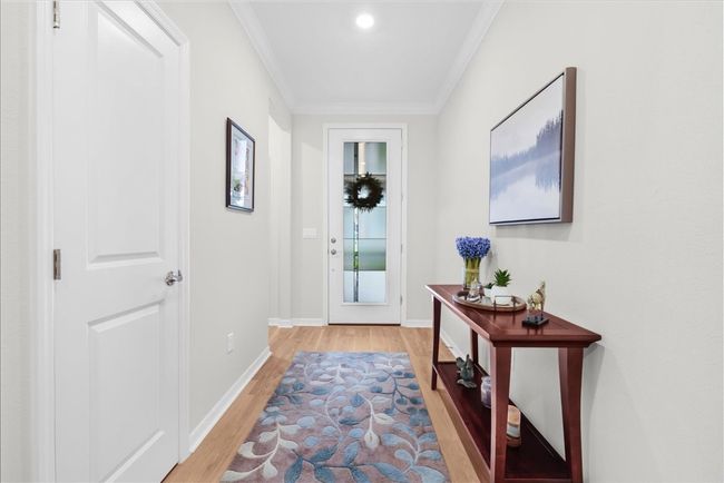 Front Entry/Hallway | Image 11
