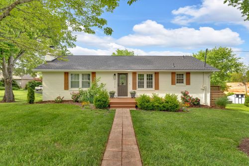 3216 Buckingham Dr, Johnson City, TN, 37604-2711 | Card Image