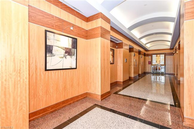 STE-310 - 201 N Elm St, House other with 1 bedrooms, 1 bathrooms and null parking in Greensboro NC | Image 26